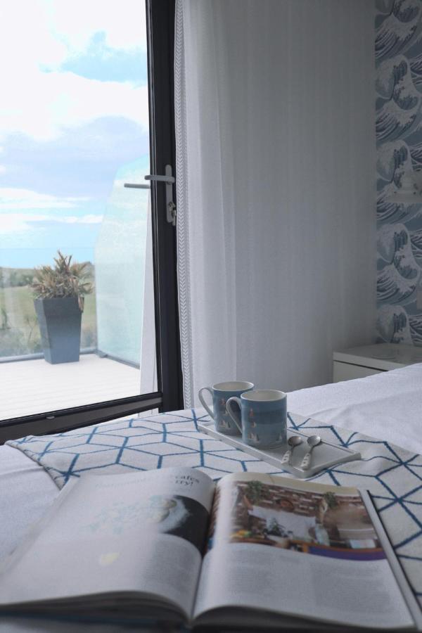 Porth Beach Hotel New Quay Esterno foto