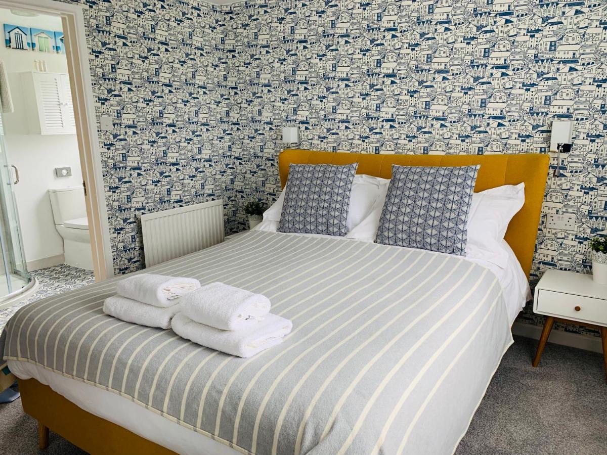 Porth Beach Hotel New Quay Esterno foto